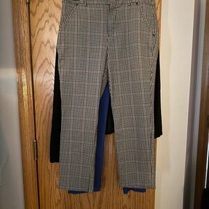 Democracy women’s plaid Pants comfort waist, welt pockets size 8 R